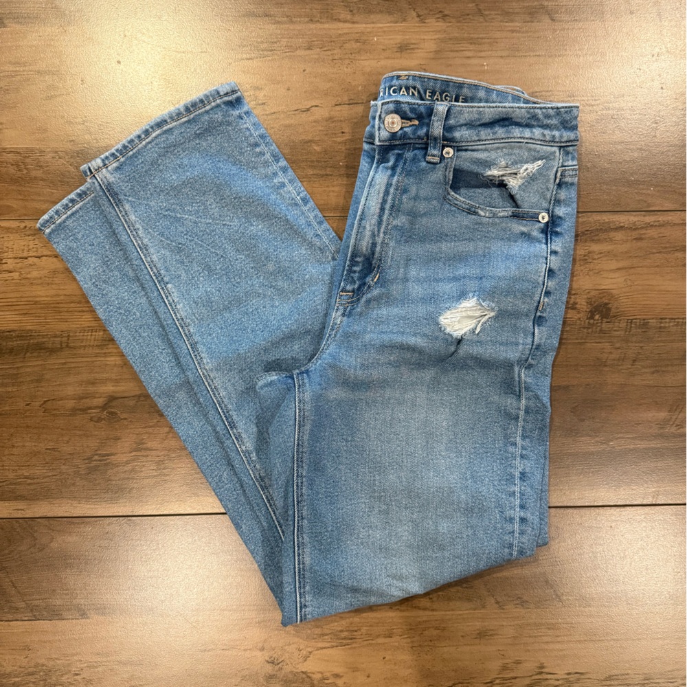 American Eagle Outfitters stretch mom straight jean